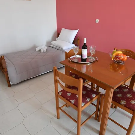 The Six Senses Apartment Ialysos (Rhodes)